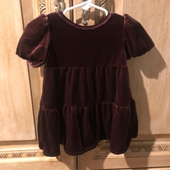 Vintage Looking 12-18month Dresses, Both Gold & Purple ones are velvet material - Picture 7 of 11